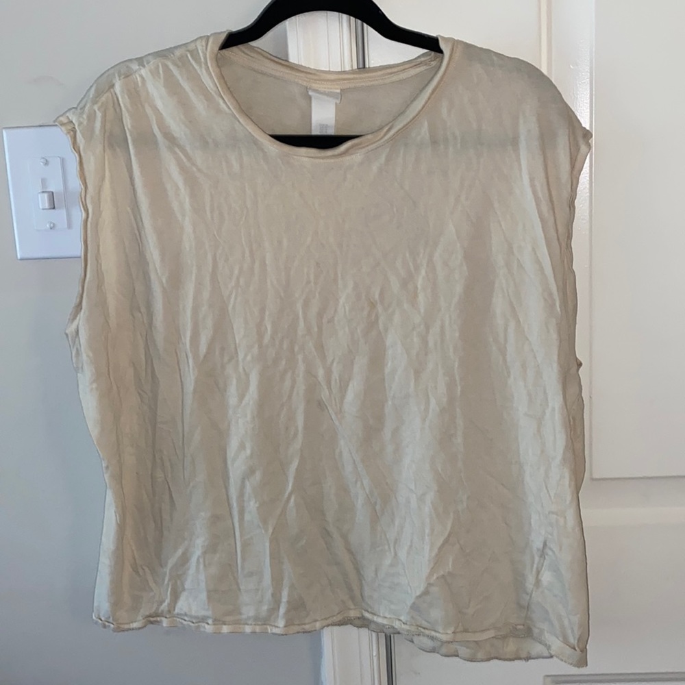 H&M cream tee with extended arm cutout, FITS LARGE muscle tee